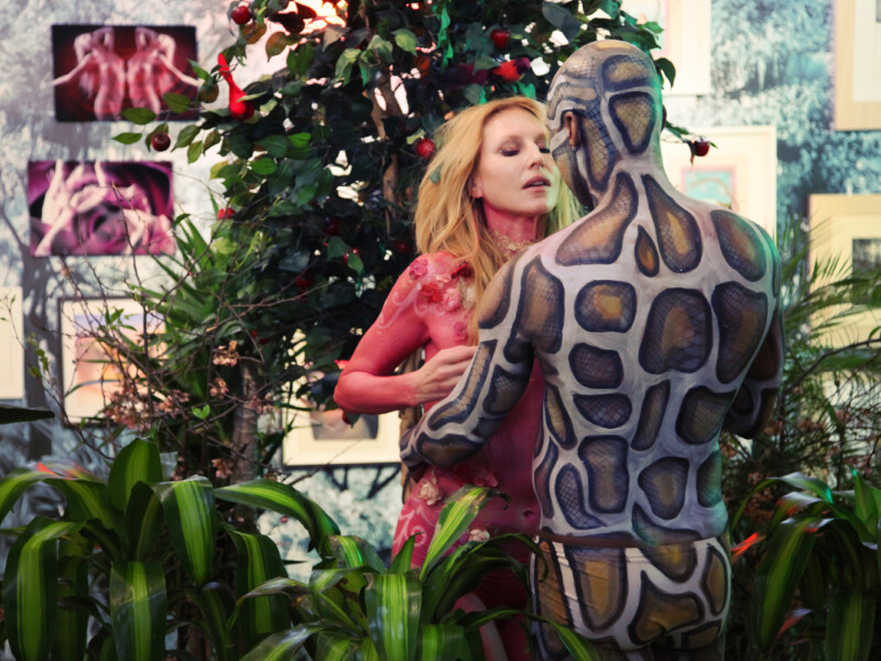 Katherine Crockett and Andrew Grey perform "EVE'S TEMPTATION" at SPRING/BREAK ART SHOW 2019 with Body Painting by Trina Merry